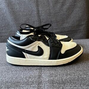 Air Jordan 1 Low Black And White